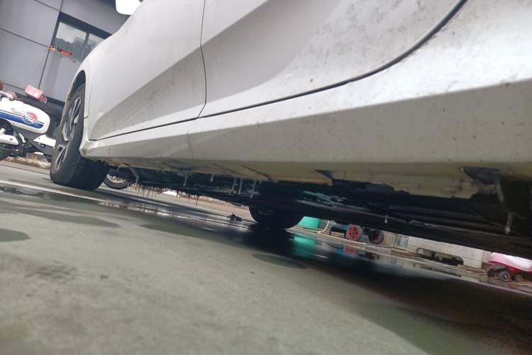 Used Honda Civic 2016 220TURBO CVT Luxury Edition Left Side Sill