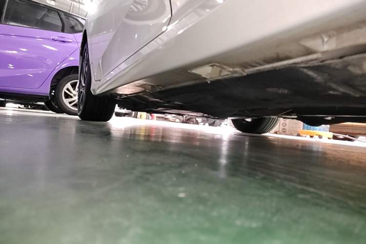 Used Honda Civic 2016 220TURBO CVT Luxury Edition Left Side Sill