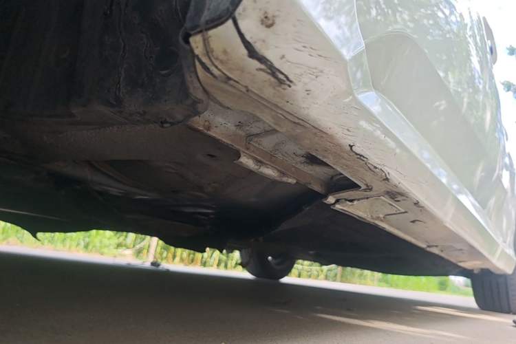 Used Honda Civic 2016 220TURBO CVT Luxury Edition Left Side Sill