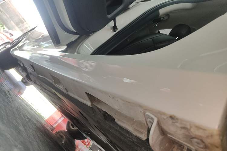 Used Honda Civic 2016 220TURBO CVT Luxury Edition Left Side Sill
