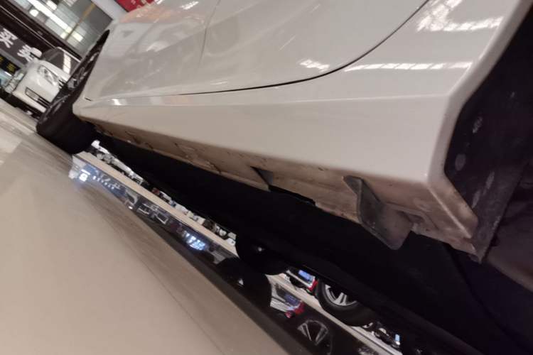 Used Honda Civic 2016 220TURBO CVT Prestige Edition Left Side Sill