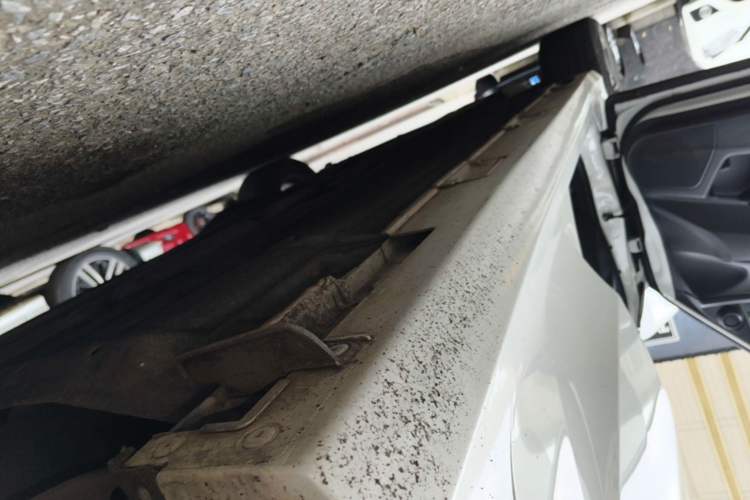 Used Honda Civic 2016 220TURBO CVT Luxury Edition Left Side Sill
