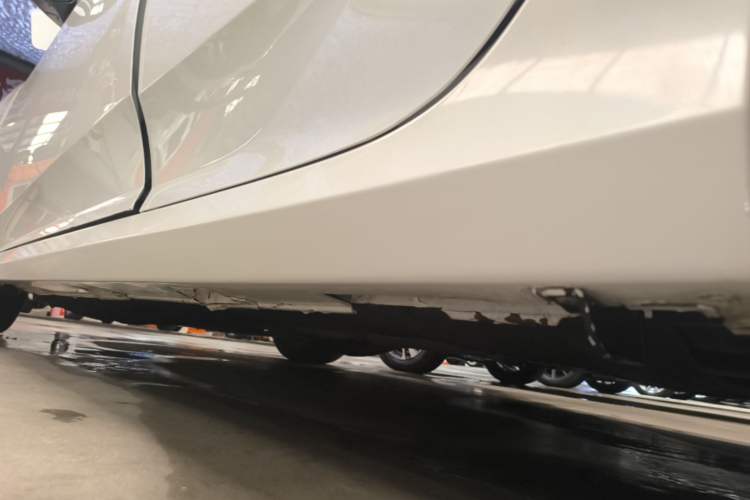 Used Honda Civic 2016 220TURBO CVT Luxury Edition Left Side Sill