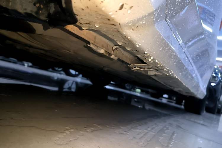 Used Honda Civic 2016 220TURBO CVT Luxury Edition Left Side Sill
