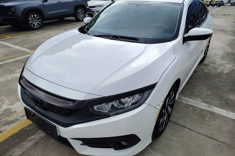 Used Honda Civic 2016 220TURBO Manual Luxury Edition Guazi used car, China used car export, Used car for sale, Used cars, Cheapest cars for sale
