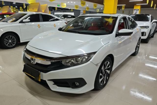 Używany Honda Civic 2016 220TURBO CVT Luxury Edition