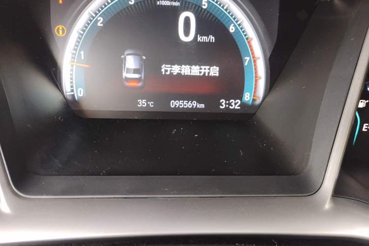Used Honda Civic 2016 220TURBO CVT Luxury Edition Odometer Close Up