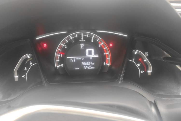 Used Honda Civic 2016 180TURBO CVT Comfort Version Odometer Close Up