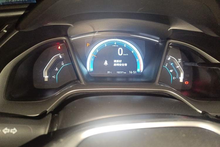 Used Honda Civic 2016 220TURBO CVT Prestige Edition Odometer Close Up