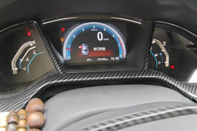 Used Honda Civic 2016 220TURBO CVT Prestige Edition Odometer Close Up