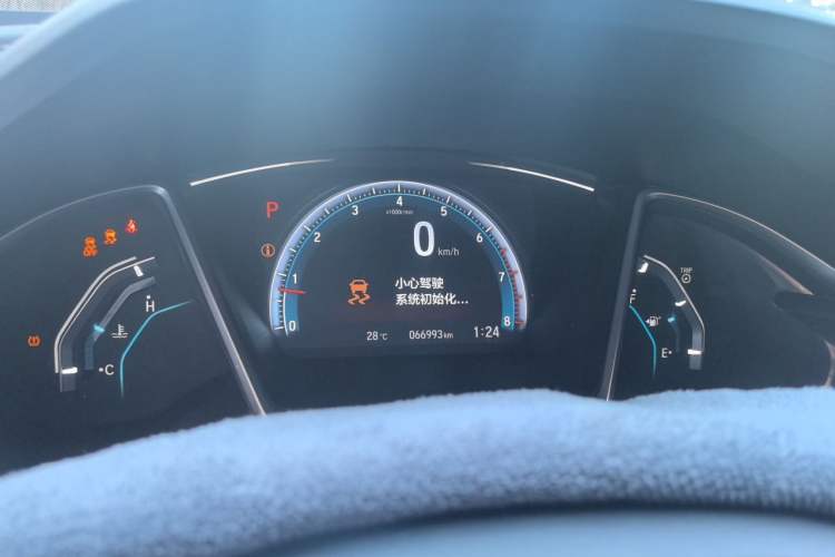 Used Honda Civic 2016 220TURBO CVT Prestige Edition Odometer Close Up
