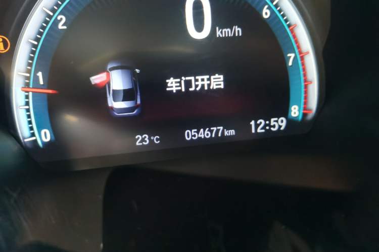 Used Honda Civic 2016 220TURBO CVT Luxury Edition Odometer Close Up