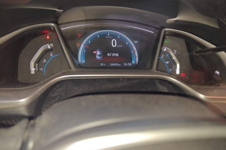 Used Honda Civic 2016 220TURBO CVT Prestige Edition Odometer Close Up