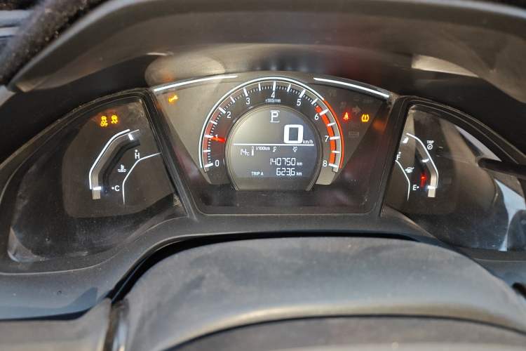 Used Honda Civic 2016 180TURBO CVT Comfort Version Odometer Close Up