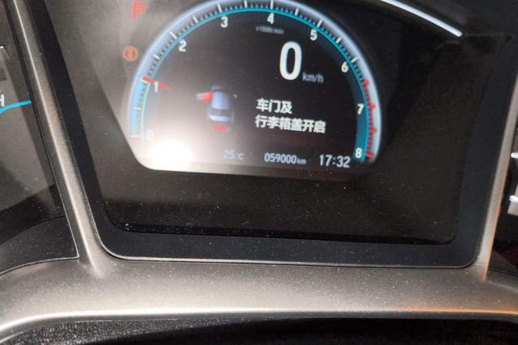 Used Honda Civic 2016 220TURBO CVT Prestige Edition Odometer Close Up
