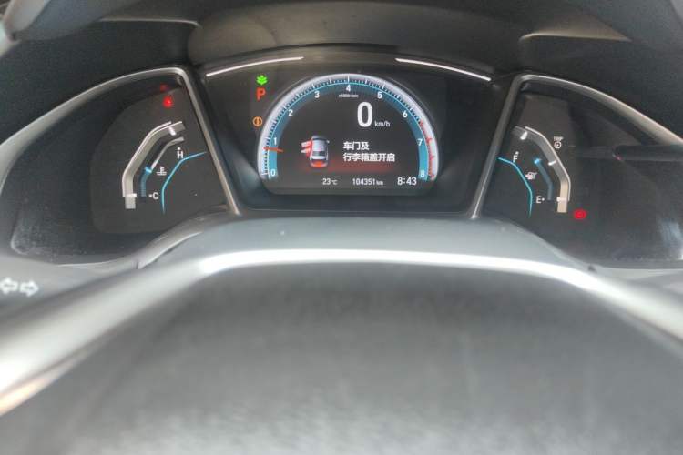 Used Honda Civic 2016 220TURBO CVT Prestige Edition Odometer Close Up