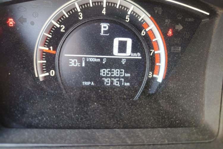 Used Honda Civic 2016 180TURBO CVT Comfort Version Odometer Close Up