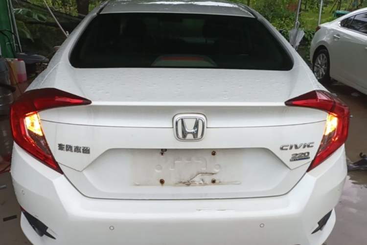 Used Honda Civic 2016 220TURBO CVT Luxury Edition Rear