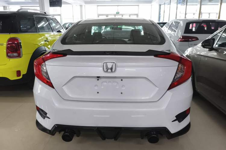 Used Honda Civic 2016 220TURBO CVT Luxury Edition Rear