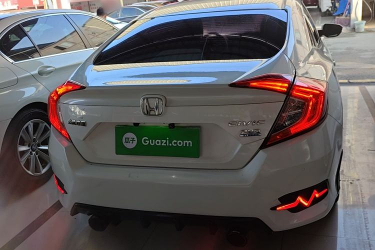 Used Honda Civic 2016 220TURBO CVT Luxury Edition Rear