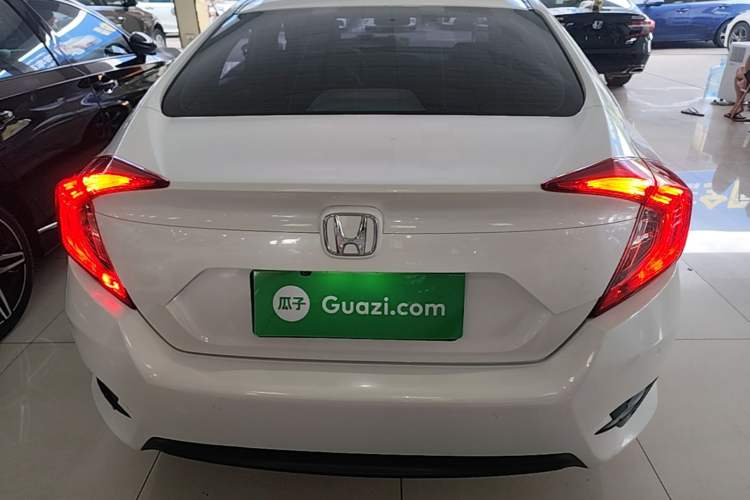 Used Honda Civic 2016 220TURBO CVT Prestige Edition Rear