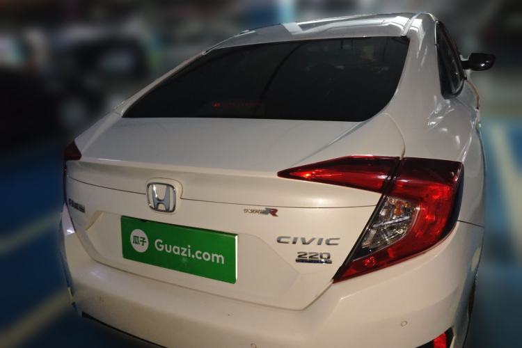 Used Honda Civic 2016 220TURBO CVT Luxury Edition Rear