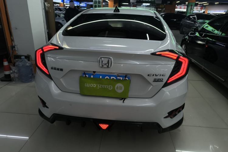 Used Honda Civic 2016 220TURBO CVT Luxury Edition Rear