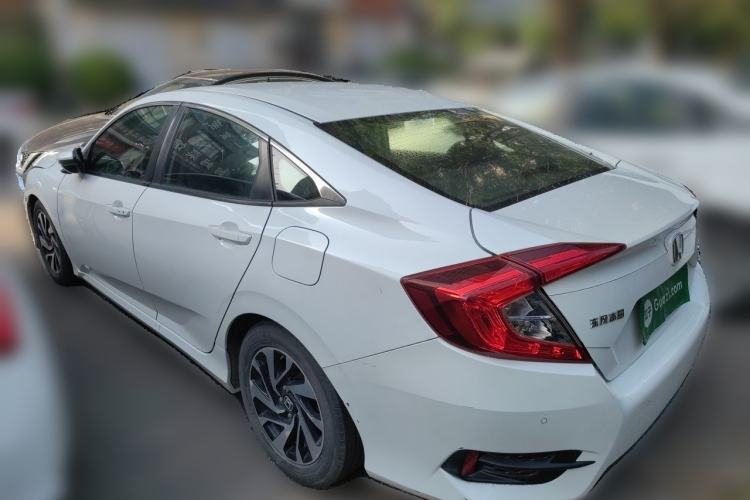 Used Honda Civic 2016 220TURBO CVT Luxury Edition Rear Left 45 Deg