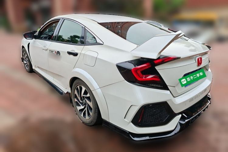 Used Honda Civic 2016 220TURBO CVT Luxury Edition Rear Left 45 Deg