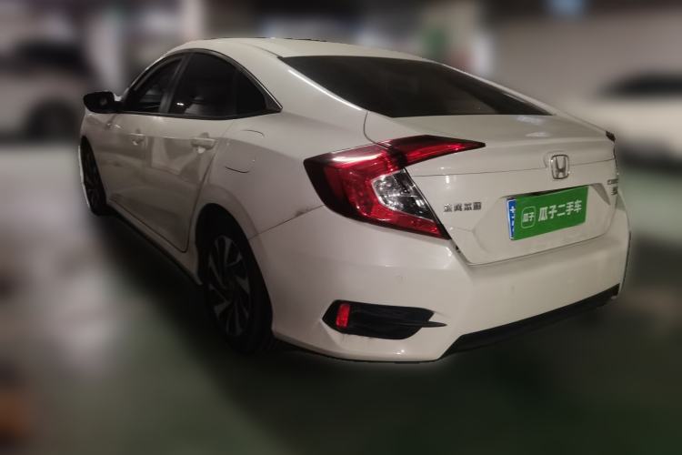 Used Honda Civic 2016 220TURBO CVT Luxury Edition Rear Left 45 Deg
