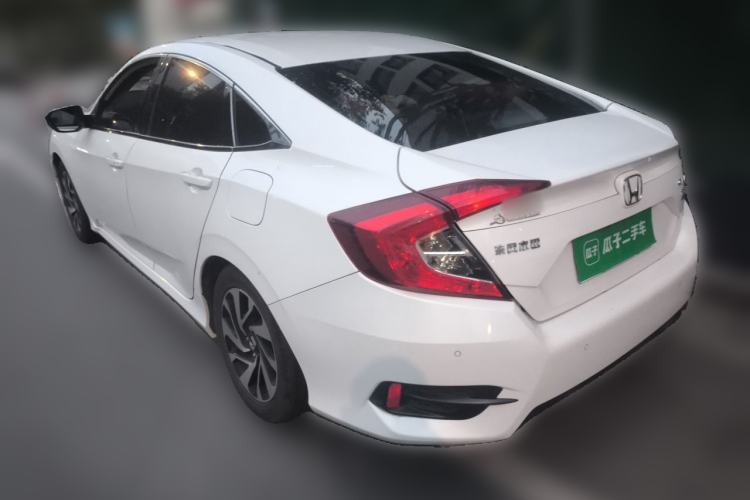 Used Honda Civic 2016 220TURBO CVT Luxury Edition Rear Left 45 Deg
