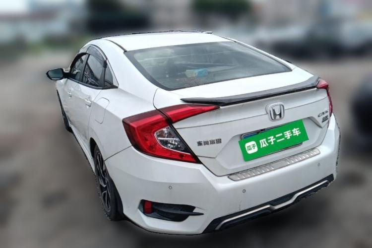 Used Honda Civic 2016 220TURBO CVT Luxury Edition Rear Left 45 Deg
