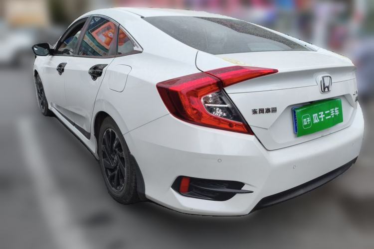 Used Honda Civic 2016 220TURBO CVT Luxury Edition Rear Left 45 Deg