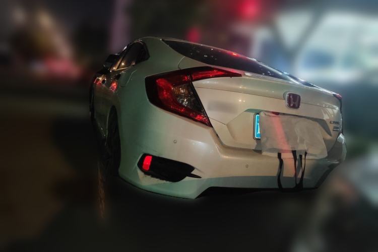 Used Honda Civic 2016 220TURBO CVT Luxury Edition Rear Left 45 Deg
