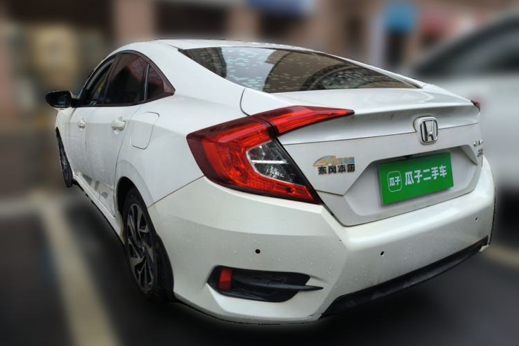 Used Honda Civic 2016 220TURBO CVT Luxury Edition Rear Left 45 Deg