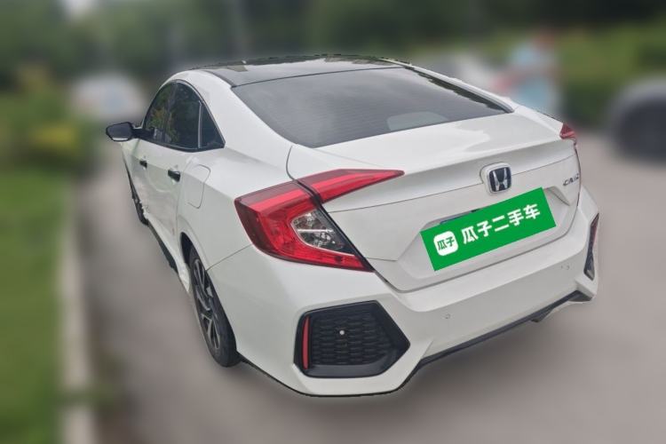 Used Honda Civic 2016 220TURBO CVT Luxury Edition Rear Left 45 Deg