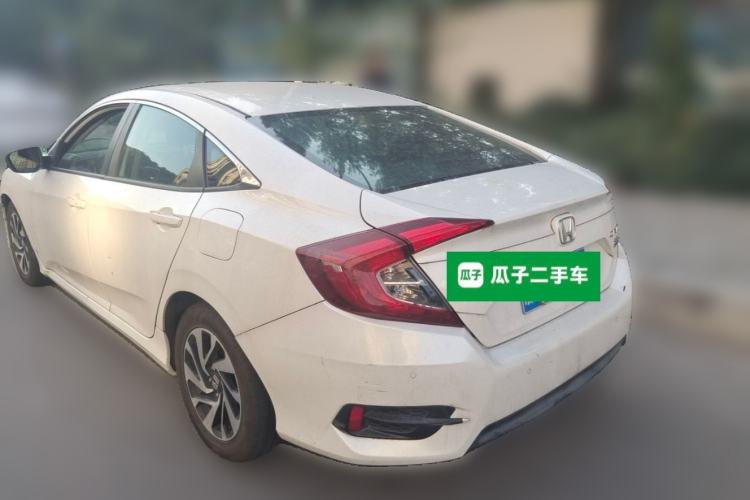 Used Honda Civic 2016 220TURBO CVT Luxury Edition Rear Left 45 Deg