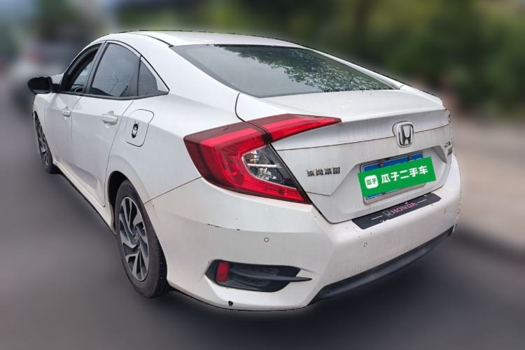 Used Honda Civic 2016 220TURBO CVT Luxury Edition Rear Left 45 Deg