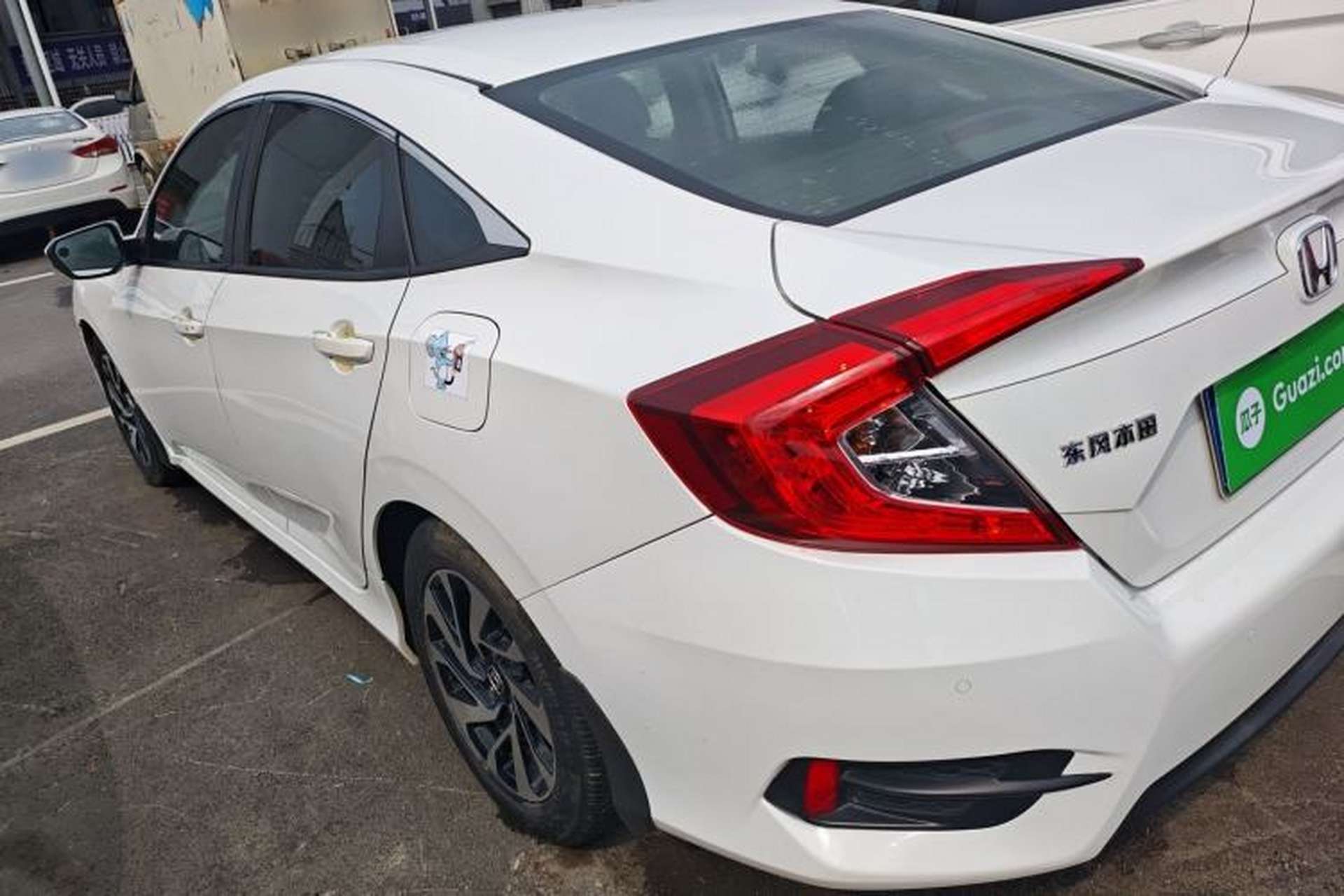 Used Honda Civic 2016 220TURBO CVT Luxury Edition Rear Left 45 Deg