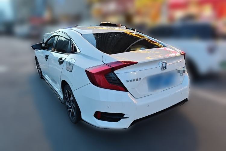 Used Honda Civic 2016 220TURBO CVT Luxury Edition Rear Left 45 Deg
