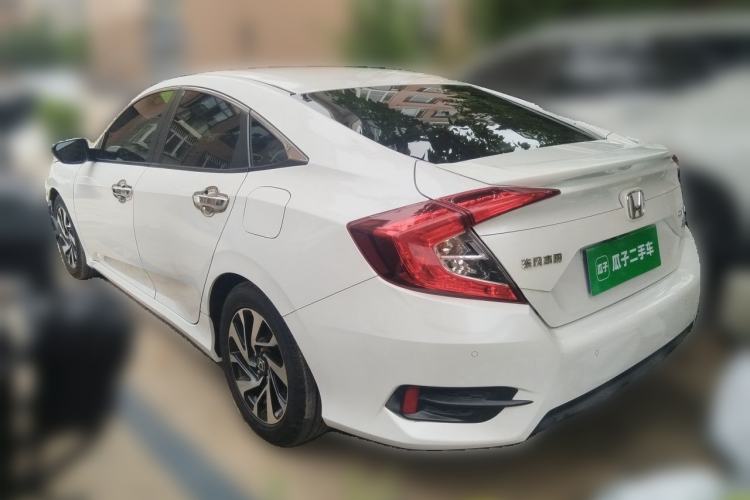 Used Honda Civic 2016 220TURBO Manual Luxury Edition Rear Left 45 Deg
