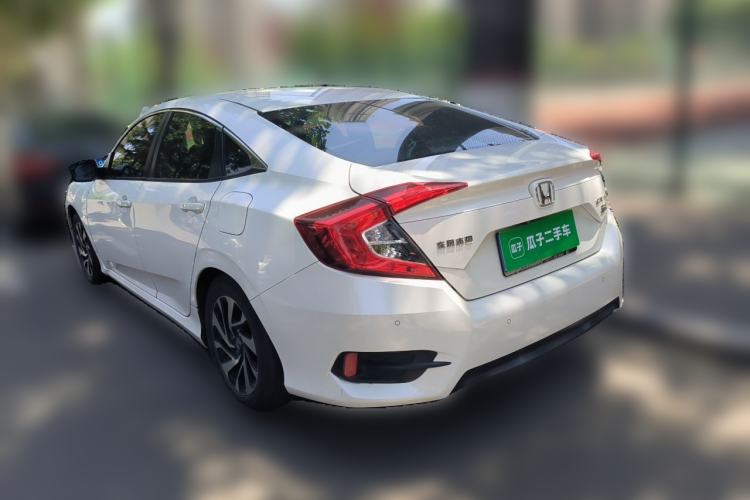 Used Honda Civic 2016 220TURBO CVT Luxury Edition Rear Left 45 Deg