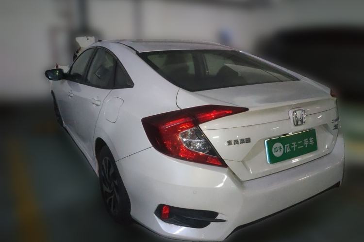Used Honda Civic 2016 220TURBO CVT Luxury Edition Rear Left 45 Deg