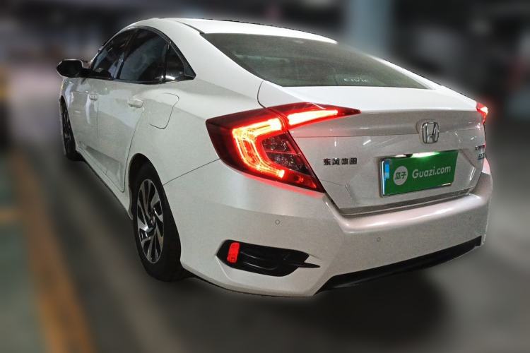 Used Honda Civic 2016 220TURBO CVT Luxury Edition Rear Left 45 Deg