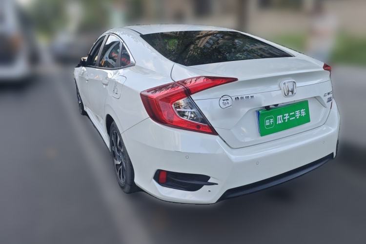 Used Honda Civic 2016 220TURBO CVT Luxury Edition Rear Left 45 Deg