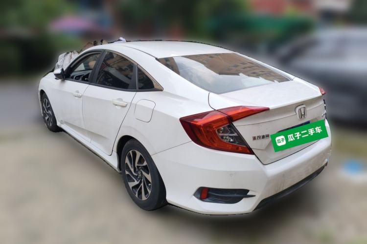 Used Honda Civic 2016 220TURBO CVT Luxury Edition Rear Left 45 Deg