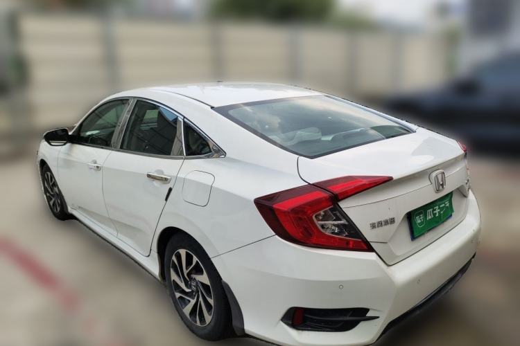 Used Honda Civic 2016 220TURBO CVT Luxury Edition Rear Left 45 Deg