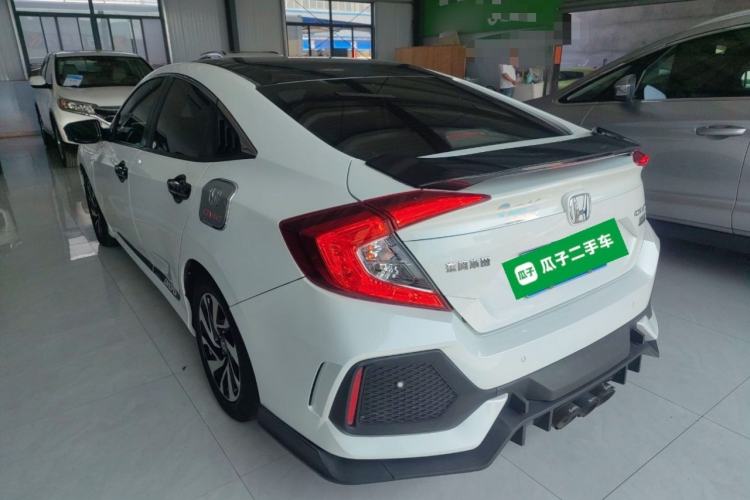 Used Honda Civic 2016 220TURBO CVT Luxury Edition Rear Left 45 Deg