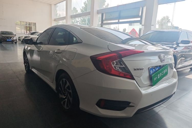 Used Honda Civic 2016 220TURBO CVT Luxury Edition Rear Left 45 Deg