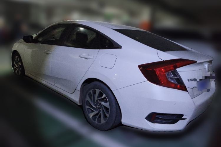 Used Honda Civic 2016 220TURBO CVT Luxury Edition Rear Left 45 Deg